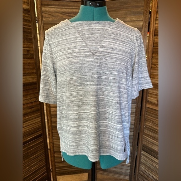 Nike Tops - Nike Advance 15 Knit Top Short Sleeve Gray